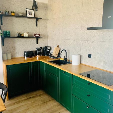 Green Apartment Гижицко Экстерьер фото